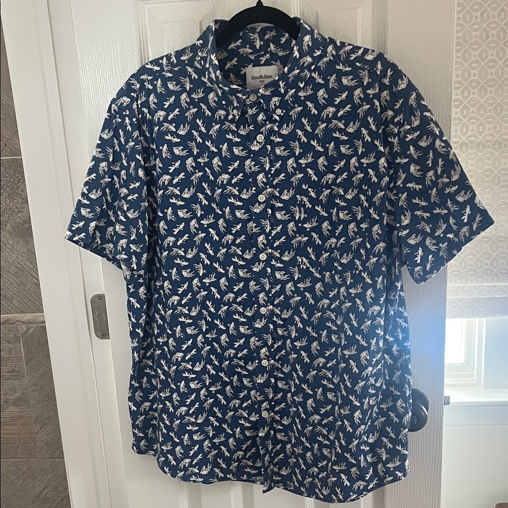 Goodfellow & Co Navy and White Leaf Print Shirt